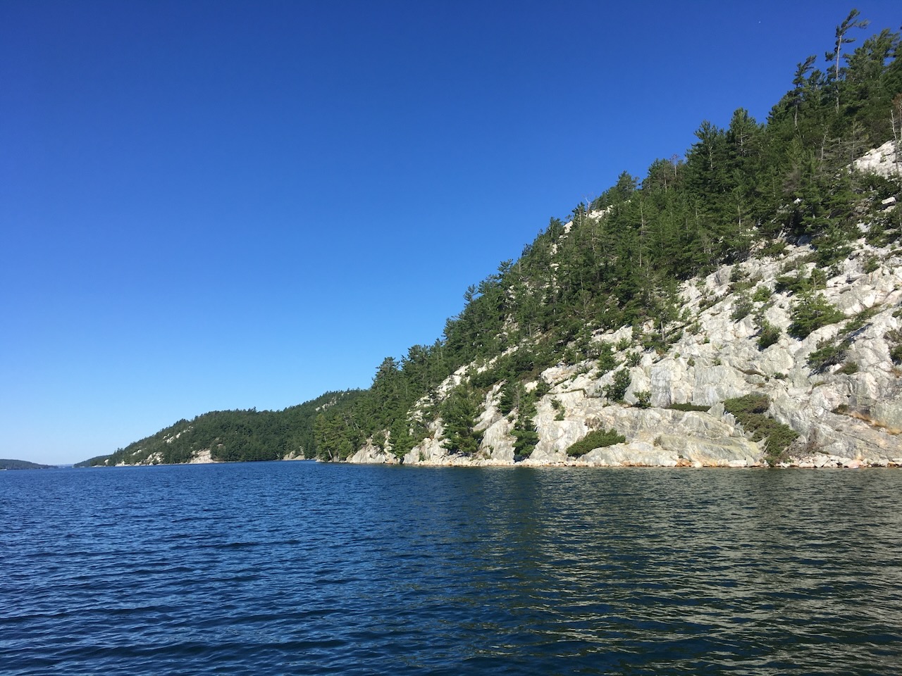 Quartz Cliffs Along the North Shore of Baie Fine - Photo by David   Spencer