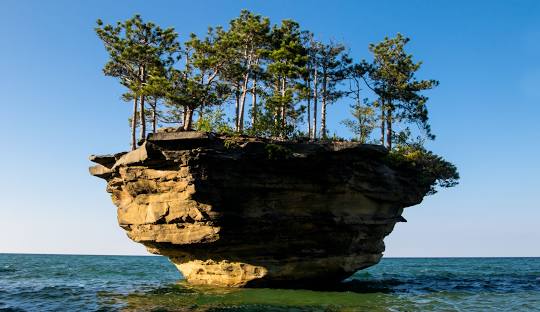 Turnip Rock - Port Austin Mich